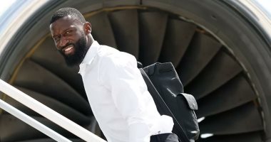 ريال مدريد يطير إلى نيويورك استعدادا لخوض قمة باريس سان جيرمان.. صور روديجر