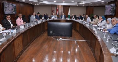 محافظ الجيزة يوجه بسرعة الانتهاء من مشروعات مياه الشرب والصرف الصحى محافظ الجيزة يوجه بسرعة الانتهاء من مشروعات المياه