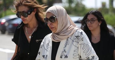 أشرف زكى وريهام حجاج والسعدنى فى جنازة المخرج سامح عبد العزيز جنازة سامح عبد العزيز