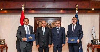 الفريق أسامة ربيع يشهد توقيع بروتوكول بين هيئة قناة السويس وبنك مصر