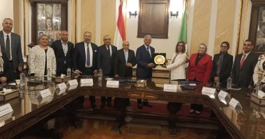 بروتوكول تعاون بين اتحاد التأمين وجامعة القاهرة لتأهيل الكوادر الاكتوارية