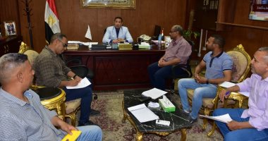 خطة للتوسع فى منظومة انتظار المركبات داخل مدن الأقصر.. التفاصيل