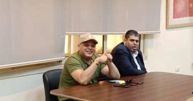 قصر ثقافة الأنفوشى يستقبل أولى محاضرات مشروع "ابدأ حلمك السينما بين إيديك" تامر عبد المنعم فى مشروع ابدأ حلمك .. السينما بين إيديك