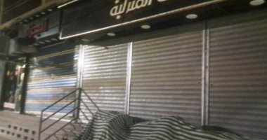 استكمال غلق وتشميع محلات الأفارقة المخالفة بأسوان