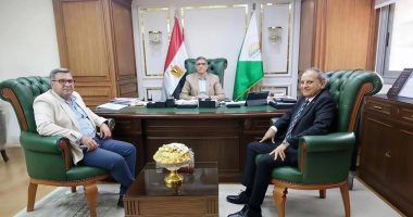 محافظ الجيزة يشكل لجنة لمراجعة إجراءات السلامة والصحة المهنية بالمنشآت الحيوية لقاء المحافظ ونقيب مهندسي الجيزة