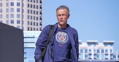 تيكى تاكا وضغط متواصل.. كيف صنع إنريكى فريق الأحلام فى باريس بعد رحيل مبابى؟ لويس إنريكي