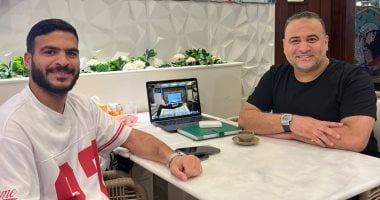 حامد حمدان يعقد جلسة مع وكيله لبحث موقفه النهائى من الانتقال للزمالك حامد حمدان وسمير الحاوى وكيله