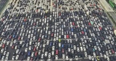 استمر 12 يوما وامتد 100 كيلومتر.. تعرف على أطول ازدحام مرورى فى العالم أطول ازدحام مروري فى العالم