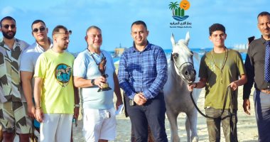 رئيس جهاز القرى السياحية يشهد فعاليات بطولة الخيول العربية بالساحل الشمالى