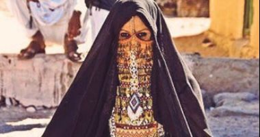 أزياء مصر نسيج وهوية .. توب الهوية مبادرة للحفاظ على أزيائنا المصرية أزياء مصر نسيج وهوية