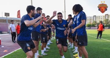كريم الدبيس وخالد عبد الفتاح يظهران فى مران سيراميكا لأول مرة.. صور كريم الدبيس لاعب سيراميكا