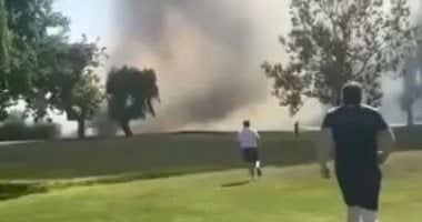 شاهد عيان يروى تفاصيل لحظة تحطم طائرة صغيرة فى مطار لندن ساوثيند.. فيديو وصور مطار ساوثيند