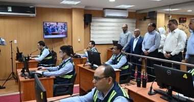 رئيس الوزراء يفتتح مركز السيطرة والتحكم بشركة مياه الشرب بالإسكندرية رئيس الوزراء يفتتح مركز السيطرة والتحكم