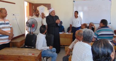 رئيس قطاع المعاهد الأزهرية يتابع تصحيح الثانوية بسوهاج: لا تهاون مع المقصرين رئيس قطاع المعاهد الأزهرية يتفقد مركز تصحيح الثانوية بسوهاج