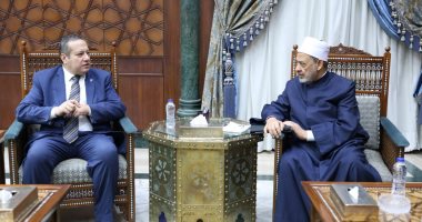 شيخ الأزهر يدعو لدراسة ظاهرة تباهى الأسر بإجادة أبنائها للغات الأجنبية لقاء شيخ الأزهر ورئيس الهيئة القوميَّة لضمان جودة التعليم والاعتماد