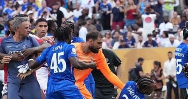 لويس إنريكي يوضح موقفه بعد "الاعتداء" مع جواو بيدرو في نهائي مونديال الأندية لويس إنريكي