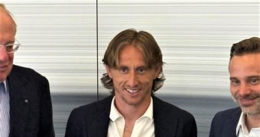 نيوز برو : 
                                            رسميا.. ميلان يعلن ضم الكرواتي لوكا مودريتش حتى 2026
                                        