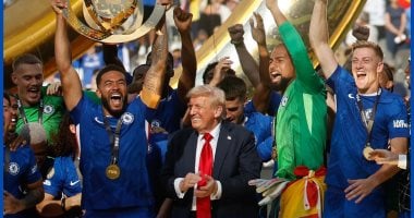 استهجان وتصفيق ومشهد غريب.. ترامب يثير الجدل فى نهائى مونديال الأندية ترامب فى نهائى كاس العالم للأندية