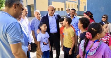 وزير التعليم يتفقد مواقع إنشائية لمدارس بالمرج.. ونسعى لإنهاء الفترتين .. صور وزير التعليم يتفقد مواقع إنشائية لمدارس بالمرج
