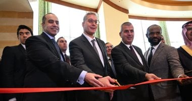 المستشار محمود فوزي، وزير الشئون النيابية والقانونية 