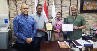 مدير التعليم الفنى بسوهاج يكرم أوائل الجمهورية جانب من التكريم