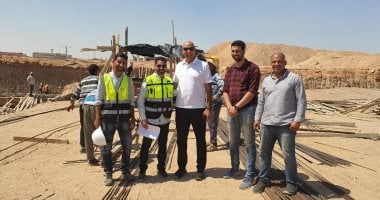 نائب رئيس الزمالك يتفقد سير العمل بفرع أكتوبر.. وبدء تشييد ملاعب كرة القدم نائب رئيس الزمالك