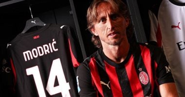 مودريتش يكشف سبب انضمامه إلى ميلان وسر اختياره الرقم 14 مودريتش