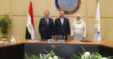 وزارة الصناعة: تعاون لتعزيز تسويق مخرجات الصناعات التقليدية جانب من اللقاء
