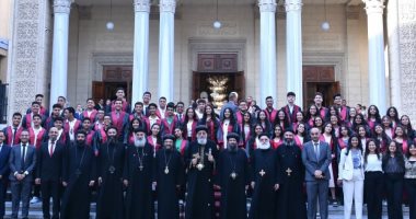 البابا تواضروس يهنئ الناجحين فى الشهادة الإعدادية: خطوة مهمة