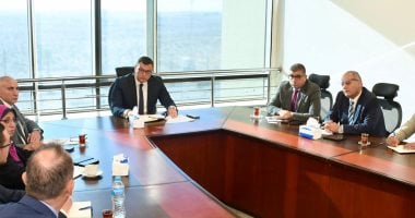نيوز برو : 
                                            وزير الإسكان يبحث مع مسئولي معرض سيتى سكيب التنسيق والتعاون 
                                        