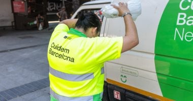 برشلونة تسجل 20 حالة إصابة بضربة شمس ومخاوف من ارتفاع الوفيات نتيجة الحر ارتفاع درجات الحرارة فى اسبانيا