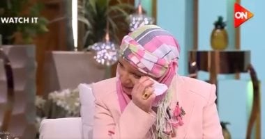بكت من استقبال الجمهور لها.. لحظة دخول مشيرة إسماعيل لاستوديو "معكم"