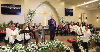 رئيس الطائفة الإنجيلية يشارك فى احتفال رسامة شيوخ جدد بالكنيسة الإنجيلية بسيدى بشر