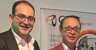 الدكتور أشرف منصور رئيس مجلس أمناء الجامعة الألمانية بالقاهرة والكاتب الصحفى محمد صبحي مدير تحرير اليوم السابع