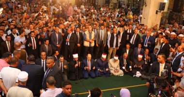 وزير الأوقاف يعقد مجلسًا للصلاة على النبى بمسجد "الدسوقى"