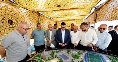 وزير الإسكان يتفقد وحدات "سكن لكل المصريين" ومحطة مياه بمدينة أكتوبر الجديدة