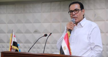 عبد الفتاح ابراهيم نقيب الغزل والنسيج