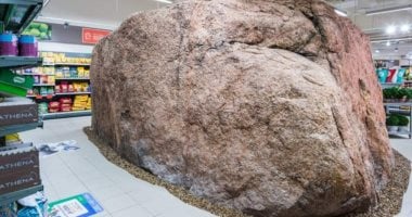 نيوز برو : 
                                            استخدموها للعرض.. صخرة عملاقة عمرها 10 آلاف عام تتوسط سوبر ماركت إستونى
                                        