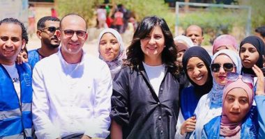 قافلة "إيد واحدة" لخدمة أهالى القصير بالبحر الأحمر ضمن حياة كريمة حياة كريمة تنظم قافلة "إيد واحدة" في مدينة القصير