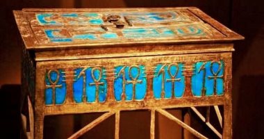 صندوق الحلى الخاص بيويا وثويا