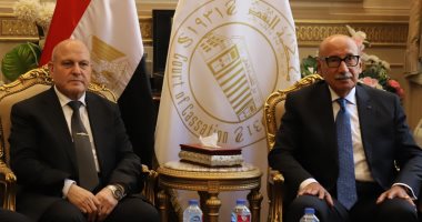 رئيس النيابة الإدارية يهنئ رئيس مجلس القضاء الأعلى بمناسبة توليه منصبه 
