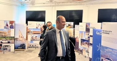 الدكتور أشرف منصور رئيس مجلس أمناء الجامعة الألمانية