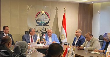 أمانة العمال بـ"الجبهة الوطنية" تعقد اجتماعا استعدادا لانتخابات مجلس الشيوخ