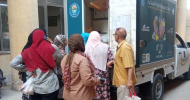 الزراعة تطلق منافذ متنقلة لبيع منتجاتها للمواطنين بأسعار مخفضة فى الجيزة