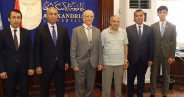 وفدا إعلاميا من أوزبكستان يزور جامعة الإسكندرية للتعرف على تجربتها فى التعليم