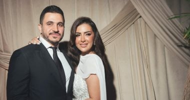 كريم السبكى وزوجته