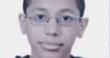 "حسين" الثانى على مستوى الجمهورية علمى رياضيات: أهدى التفوق لوالدىّ