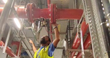 "الحماية المدنية" تختبر أنظمة الحريق للأبراج الإدارية بمنطقة الأعمال المركزية بالعاصمة