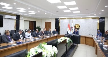 نيوز برو : 
                                            ملفات عاجلة تنتظر مجلس إدارة شركة النصر للإسكان والتعمير الجديدة أهمها عمارات أكتوبر
                                        