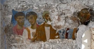 العثور على لوحات جدارية بيزنطية سليمة وجدت داخل كنيسة بألبانيا لوحة جدارية بيزنطية